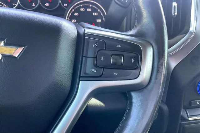 Used 2021 Gray Chevrolet LT image 21
