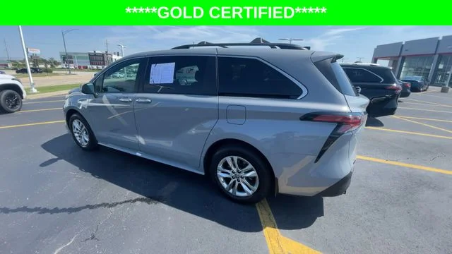 2022 Toyota Sienna Woodland Edition - Photo 8