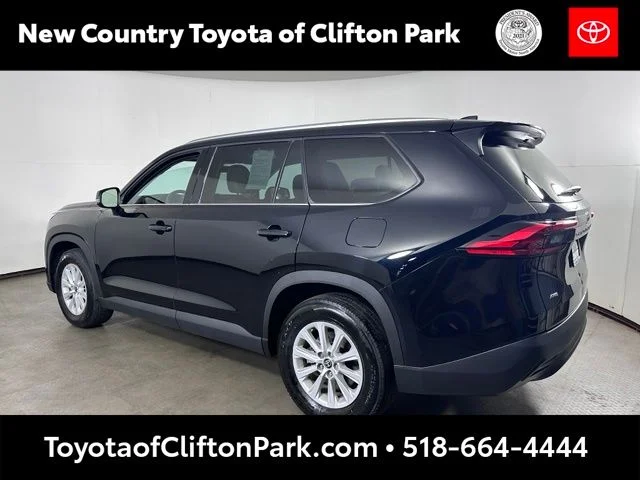Used 2024 Black Toyota XLE image 5