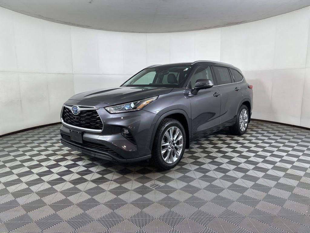 Used 2023 Magnetic Gray Metallic Toyota Limited image 12