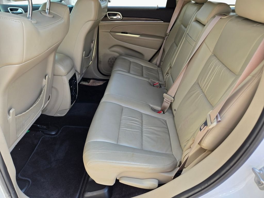Used 2016 White Jeep Limited image 19
