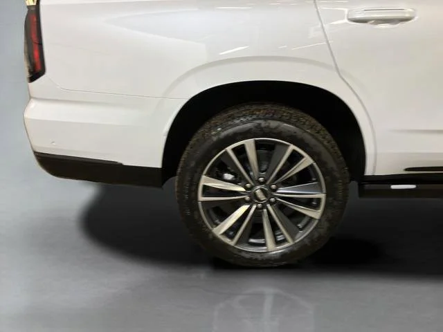 Certified Used 2026 Vibrant White Tricoat Cadillac Sport image 12
