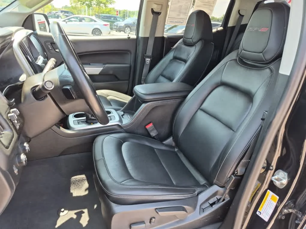 Used 2019 Black Chevrolet 4WD ZR2 image 12