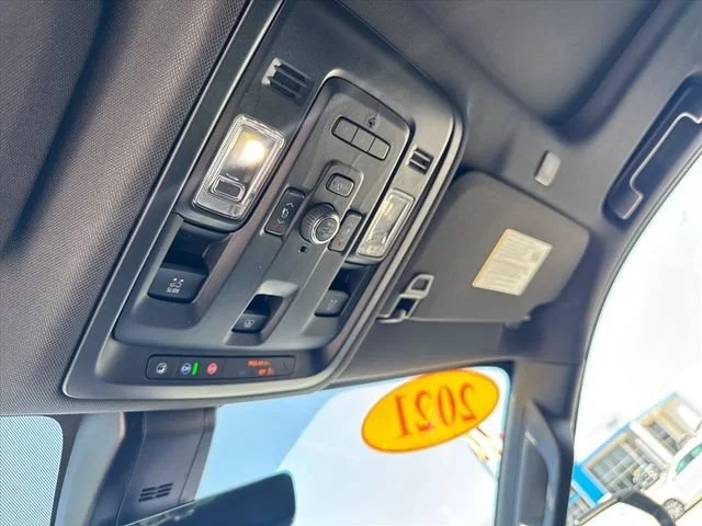 Used 2021 BLACK Chevrolet High Country image 21