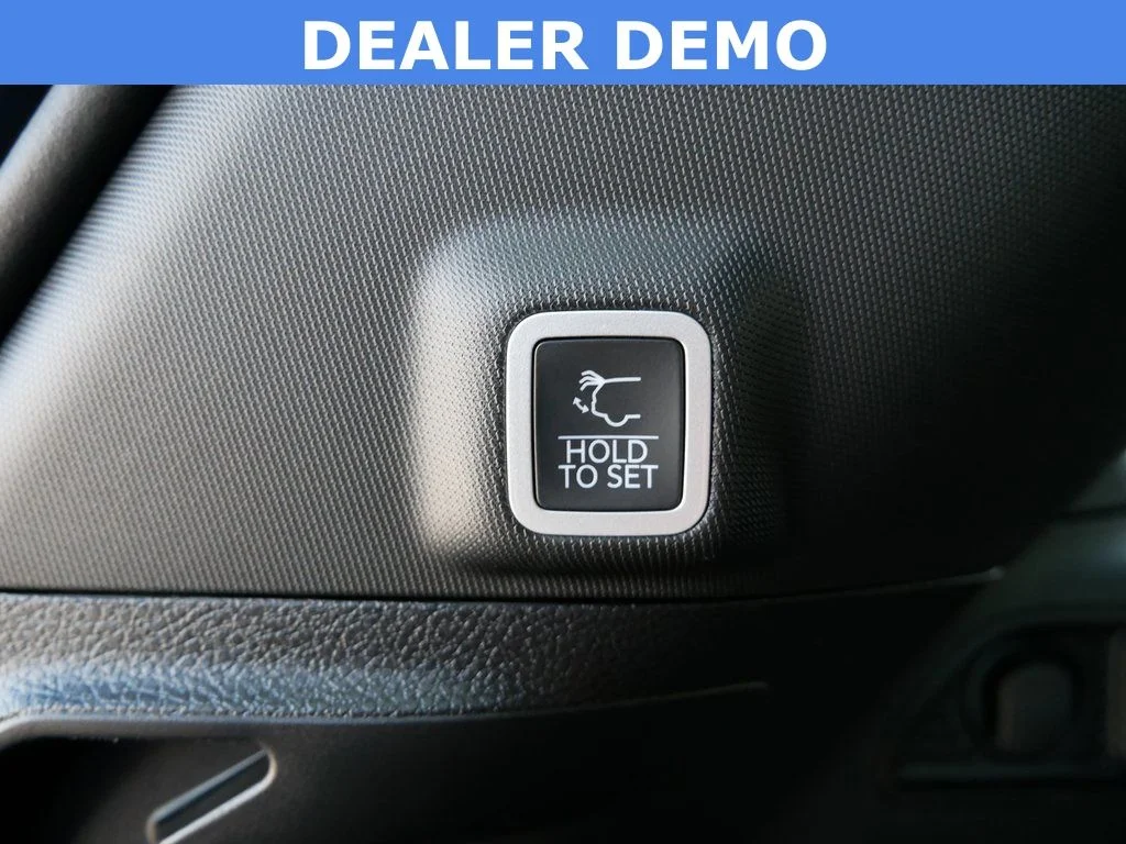 2025 Jeep Grand Cherokee Limited - Photo 14