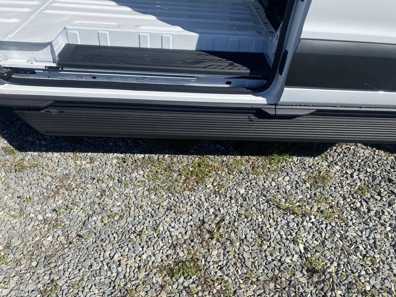 New 2026 Oxford White Ford Cargo Van image 19