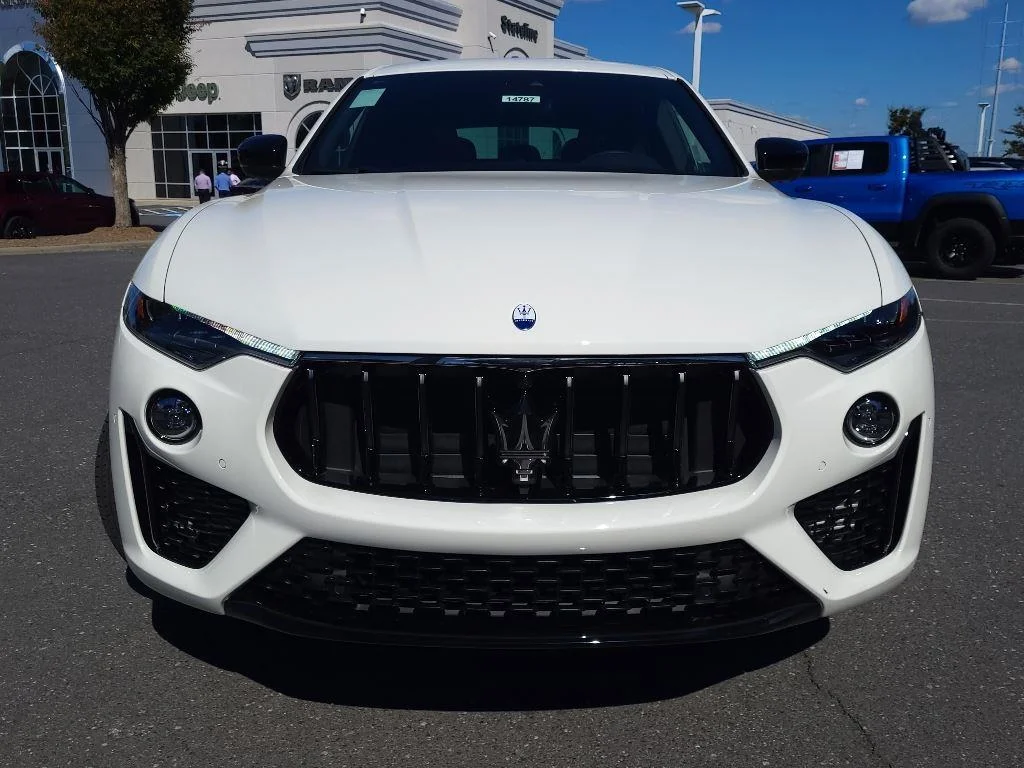 Used 2024 Bianco Maserati Modena Ultima image 2