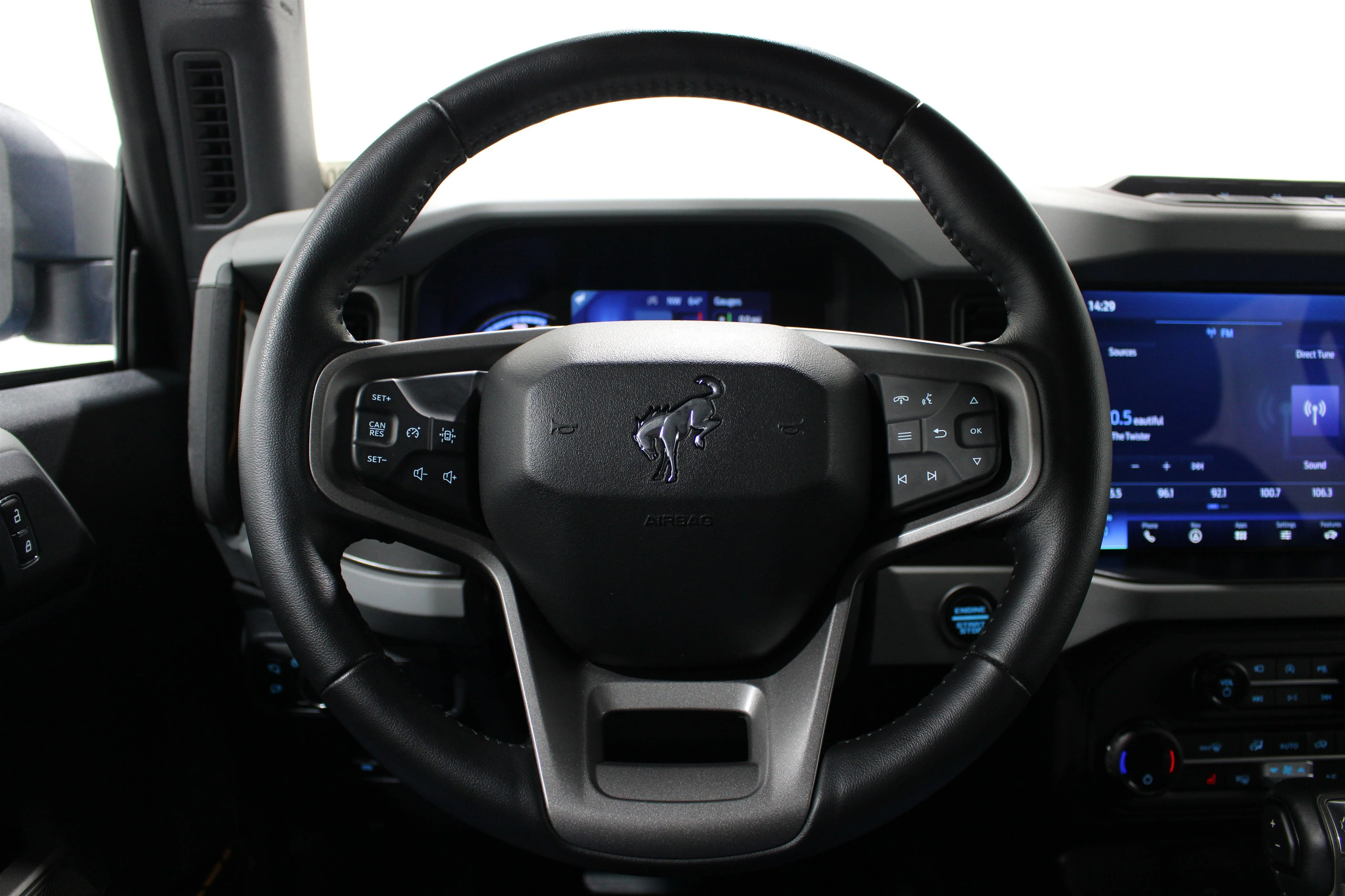 2023 Ford Bronco 4-Door Badlands - Photo 10