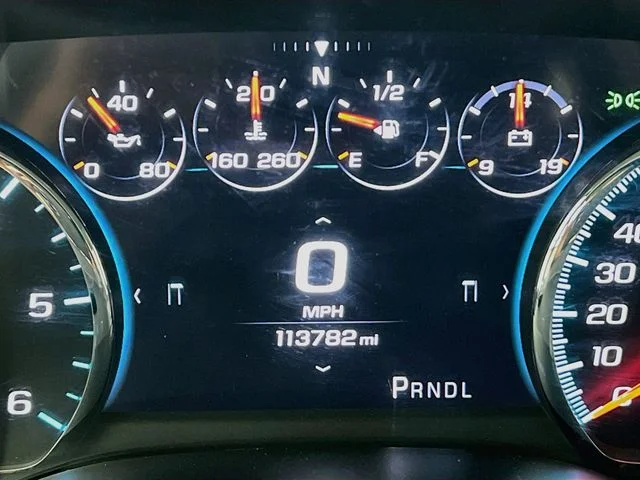 Used 2018 Silver GMC Denali image 15