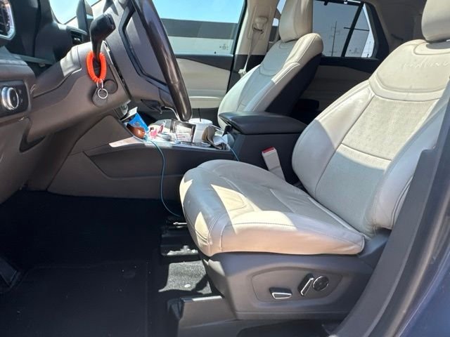 Used 2020 Blue Ford Platinum image 8