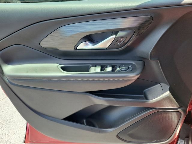 Used 2022 Red GMC SLE image 20