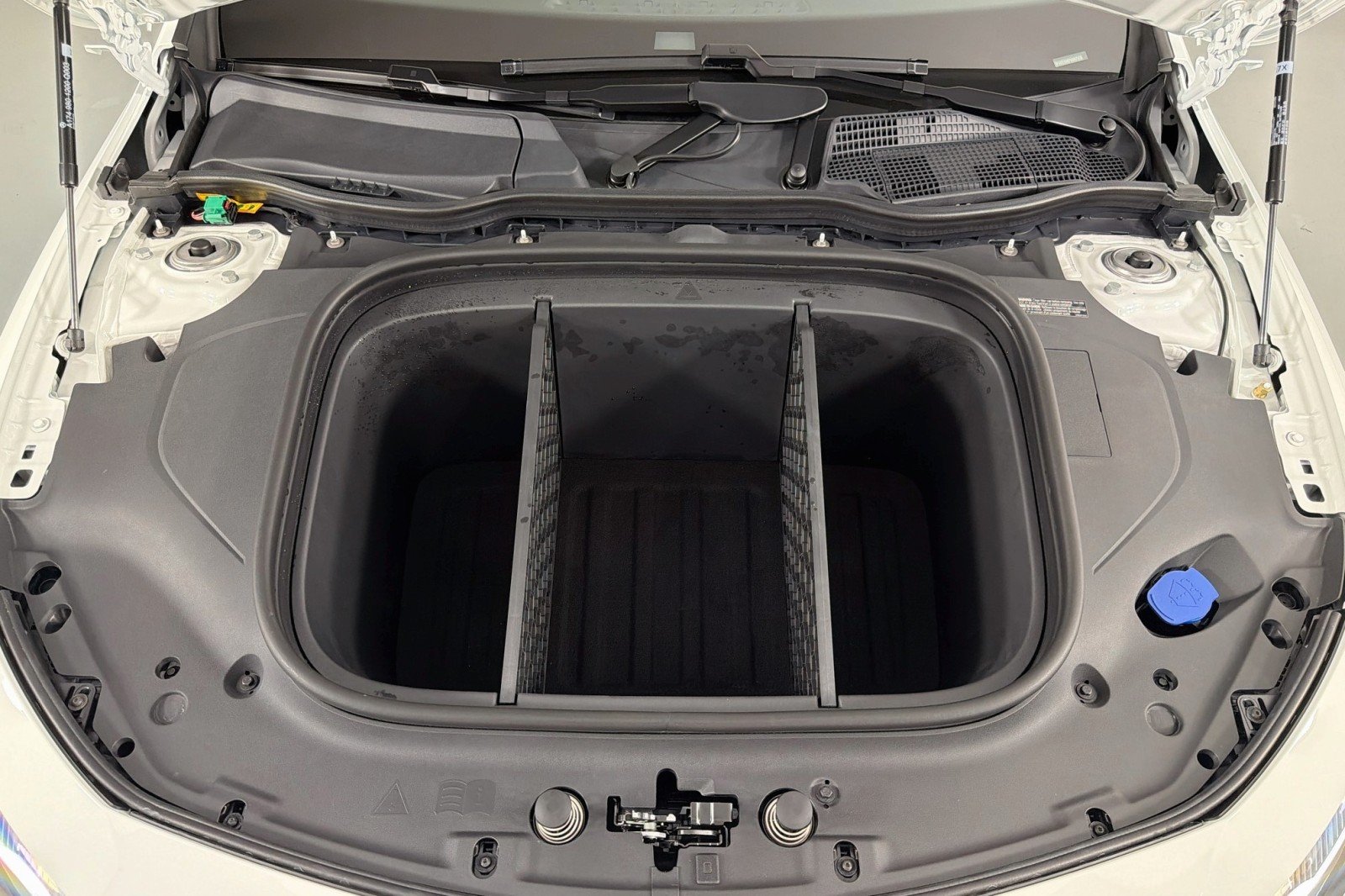 New 2027 Polar White Mercedes-Benz CLA 250+ Electric RWD image 10