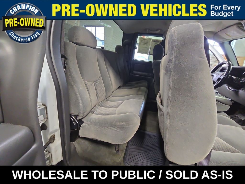 Used 2004 Summit White Chevrolet LS image 28