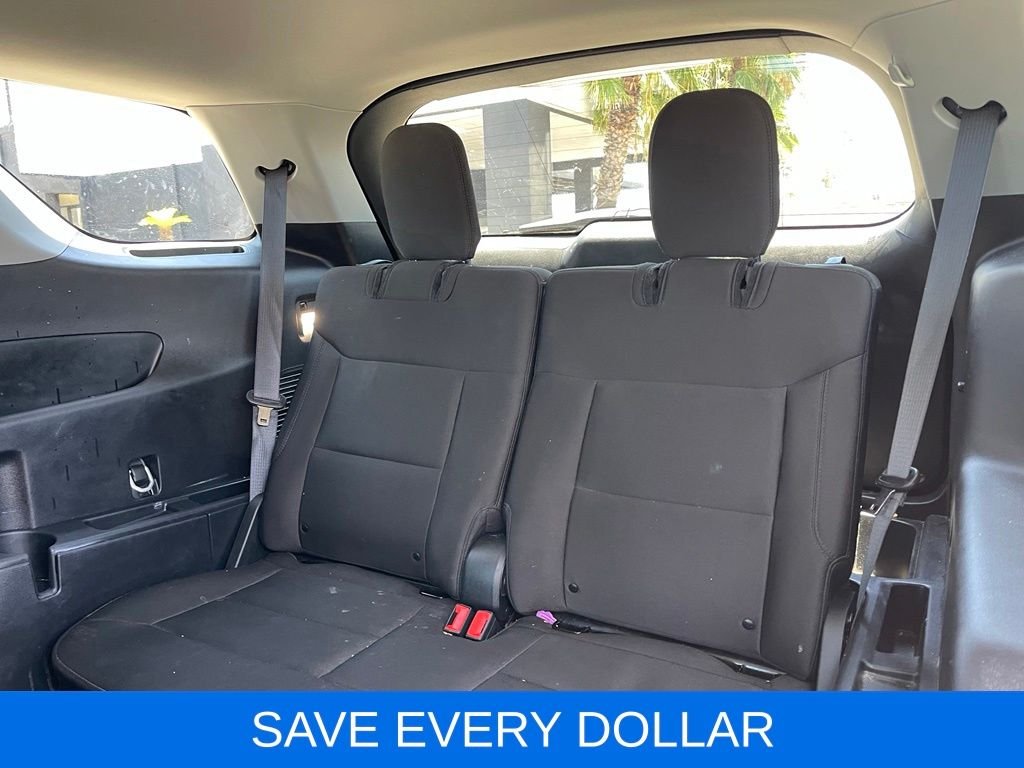 Used 2024 Silver Ford XLT image 15