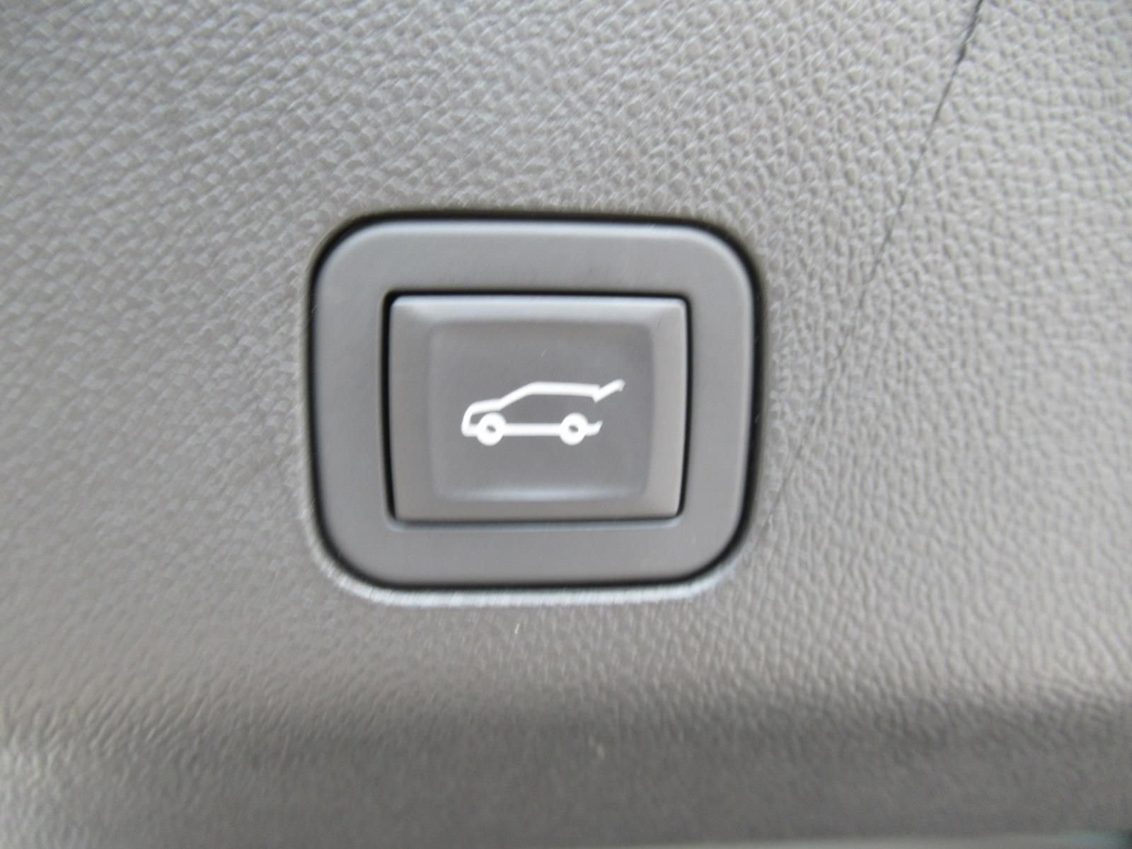 Used 2026 Black Cadillac Platinum Sport image 45