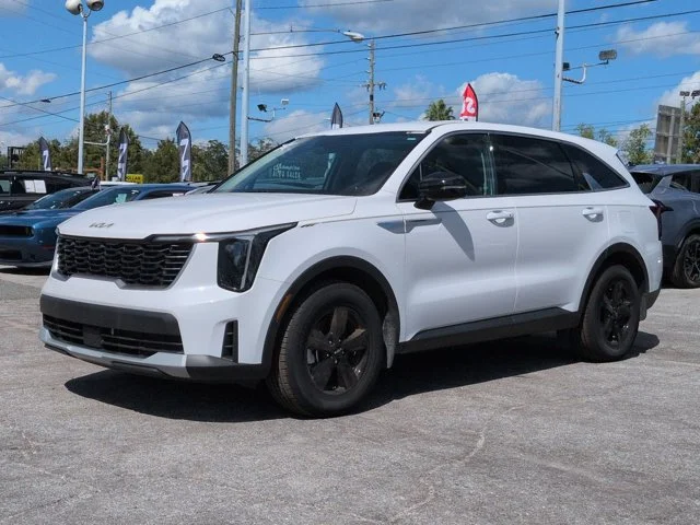 New 2026 Glacial White Pearl Kia LX image 2