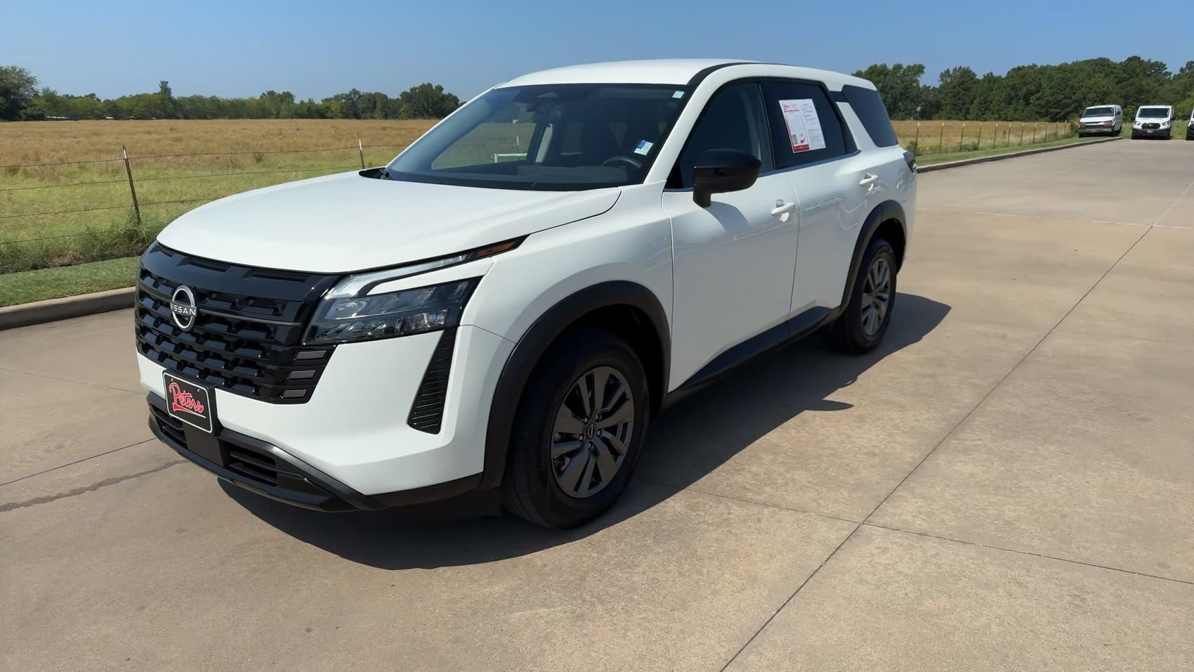 Used 2026 Glacier White Nissan S image 5