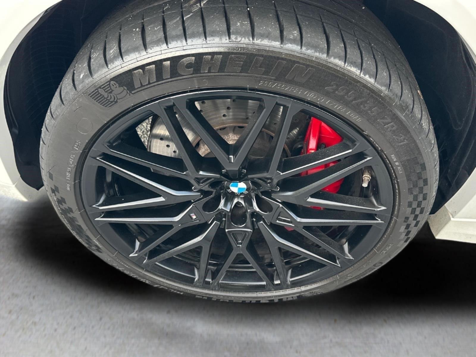 Used 2024 Mineral White Metallic BMW  image 14