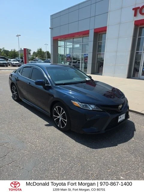 Used 2019 Blue Toyota SE image 7