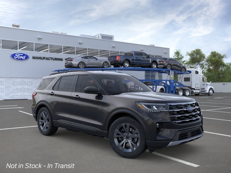 2026 Ford Explorer — photo 1