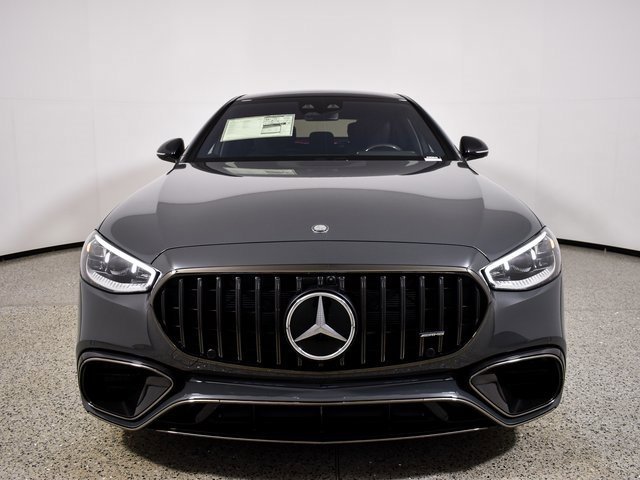 New 2026 MANUFAKTUR Silicon Grey Mercedes-Benz S 63 E AMG® image 66