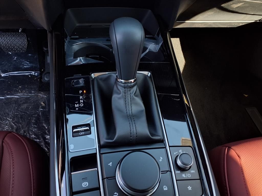 2025 Mazda CX-30 Carbon Edition - Photo 10