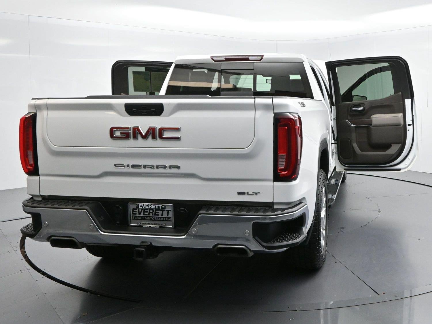 Used 2020 SUMMIT WHITE GMC SLT image 42