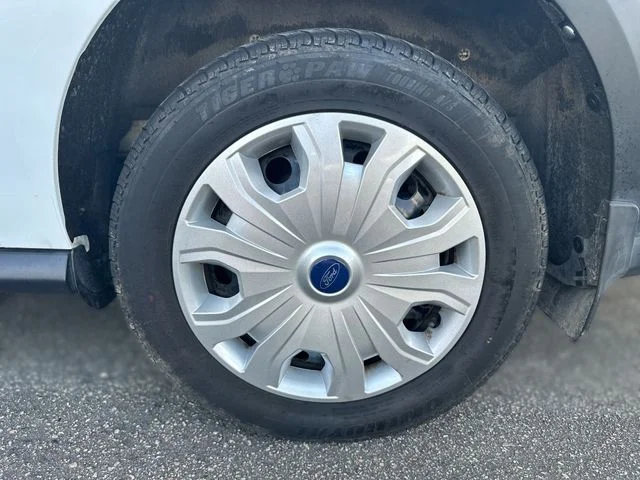 Used 2021 White Ford XL image 10