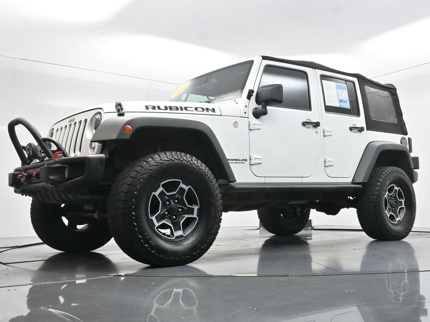 Used 2014 Bright White Clearcoat Jeep Rubicon X image 45