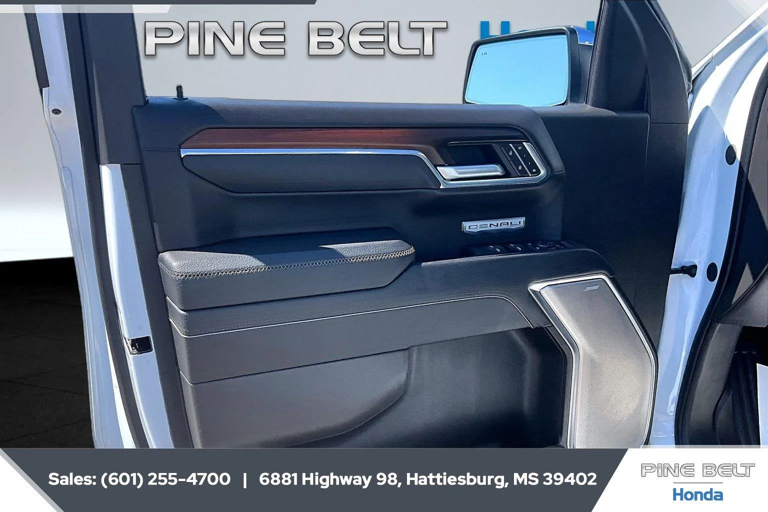 Used 2026 Glacier White Tricoat GMC Denali image 17