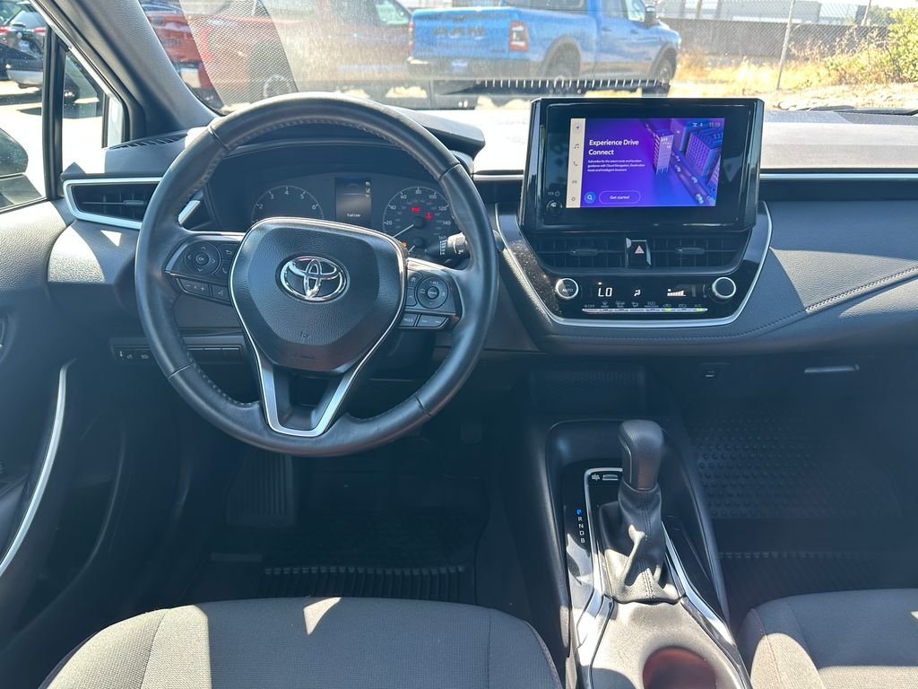 Used 2025 Ice Toyota SE image 15