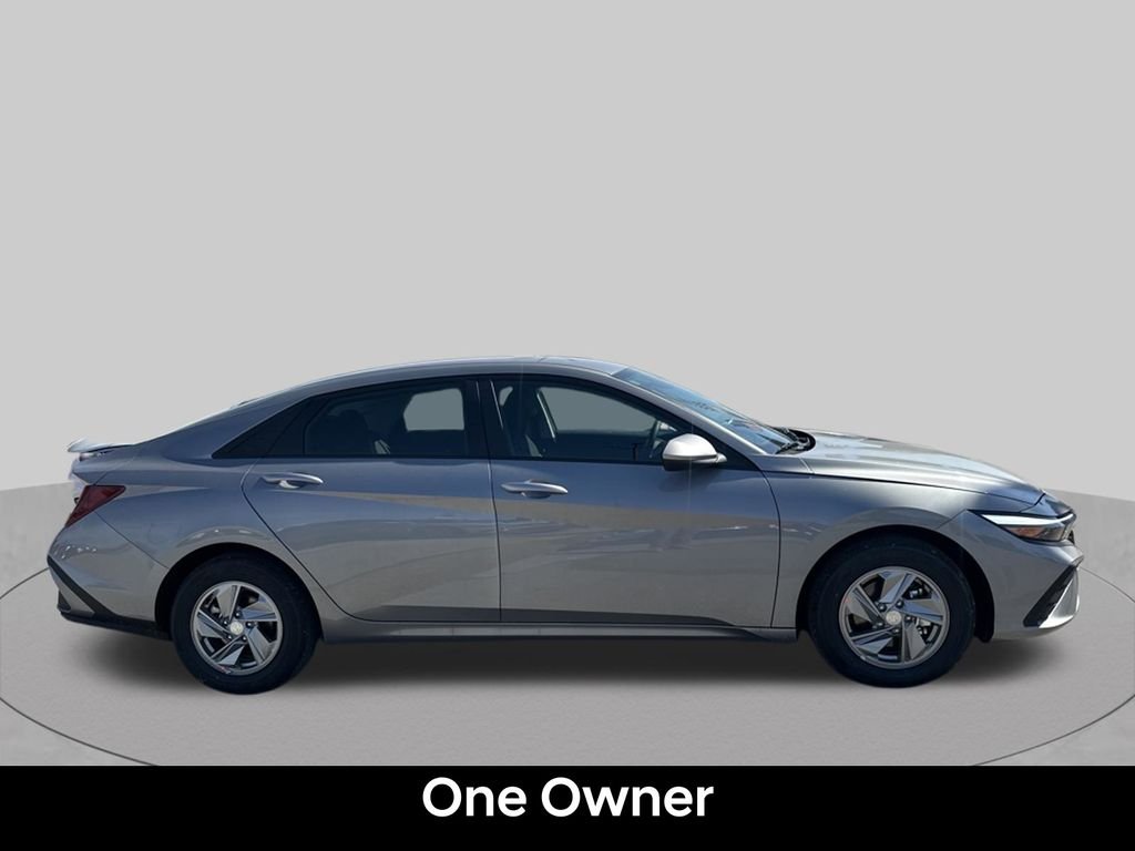 Certified Used 2026 Fluid Metal Hyundai SE image 7