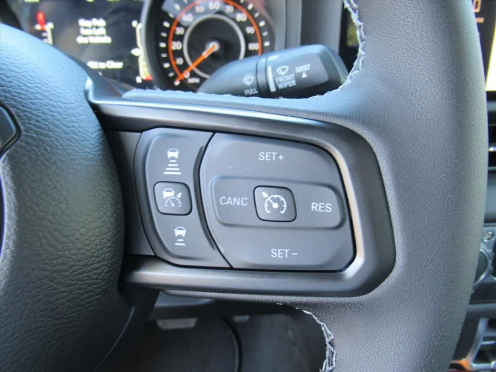 New 2026 Anvil Clear-Coat Exterior Paint Jeep Mojave image 23
