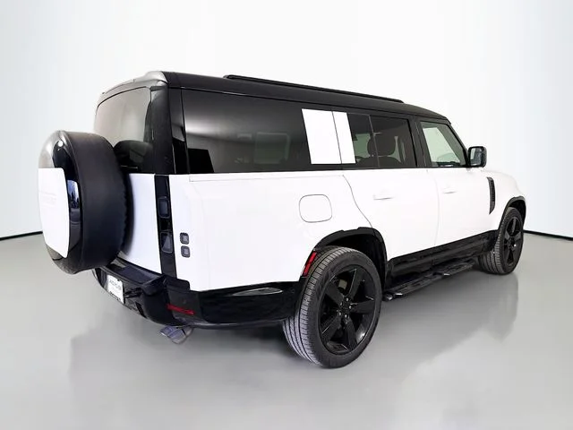 New 2026 Fuji White Land Rover V8 image 5