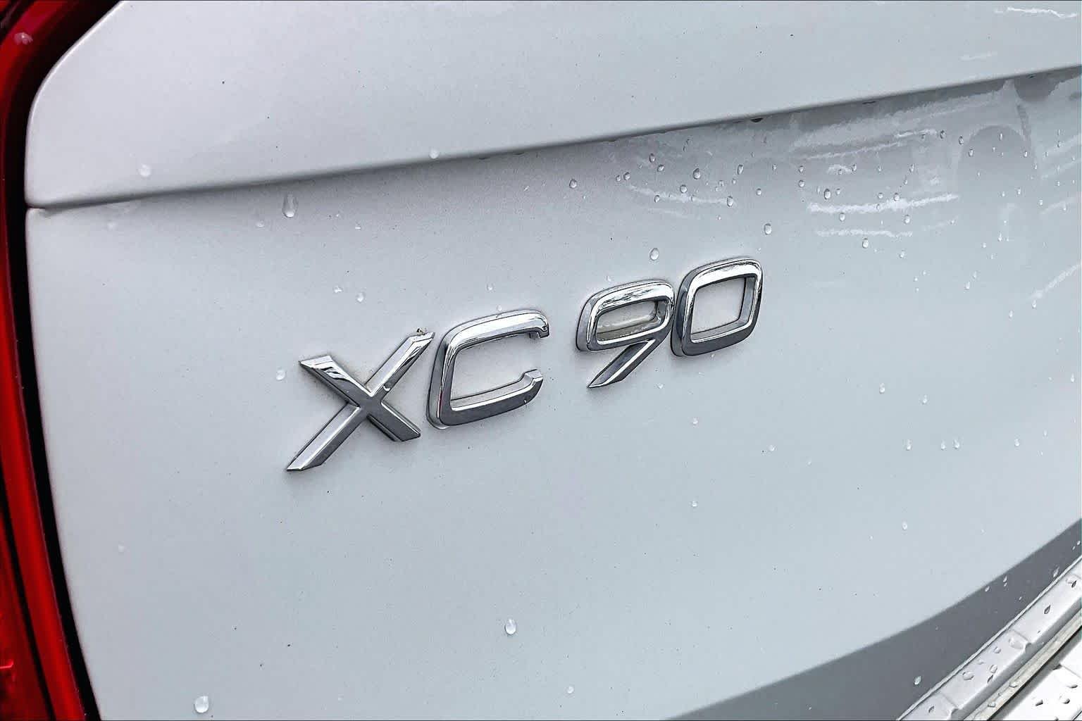 Used 2022 Birch Light Metallic Volvo Inscription image 31
