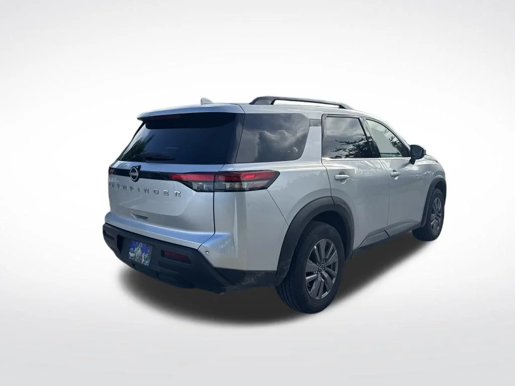 Used 2025 Brilliant Silver Metallic Nissan SV image 5