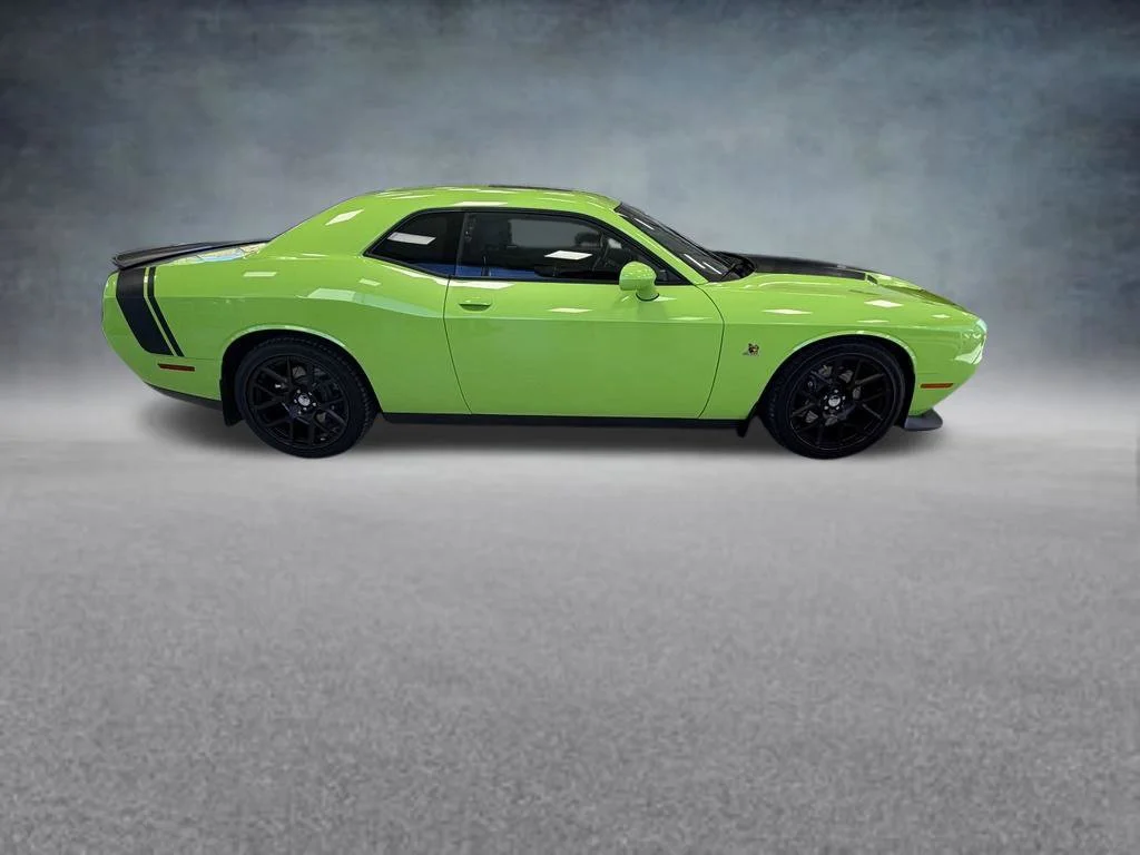 Used 2015 Beige Dodge R/T Scat Pack image 7