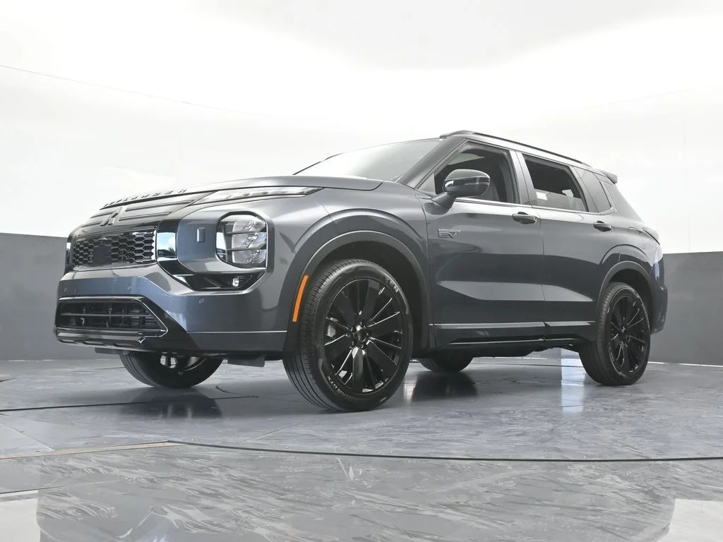 New 2026 Graphite Gray Mitsubishi BLACK EDITION S-AWC image 59