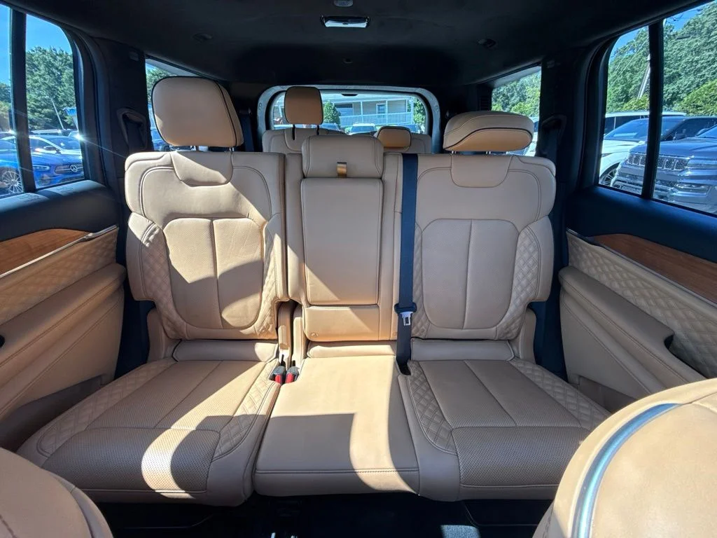 Used 2025 Black Jeep Summit image 11