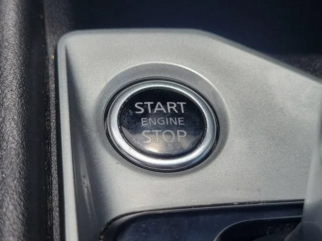 2025 Nissan Altima SV - Photo 25