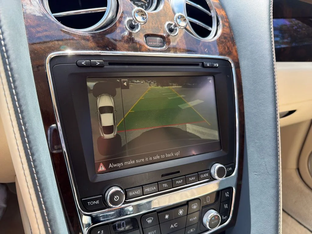 Used 2012  Bentley Base image 28