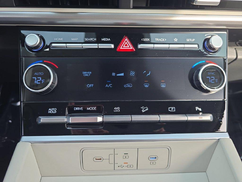 New 2026 Silver Hyundai SE image 18