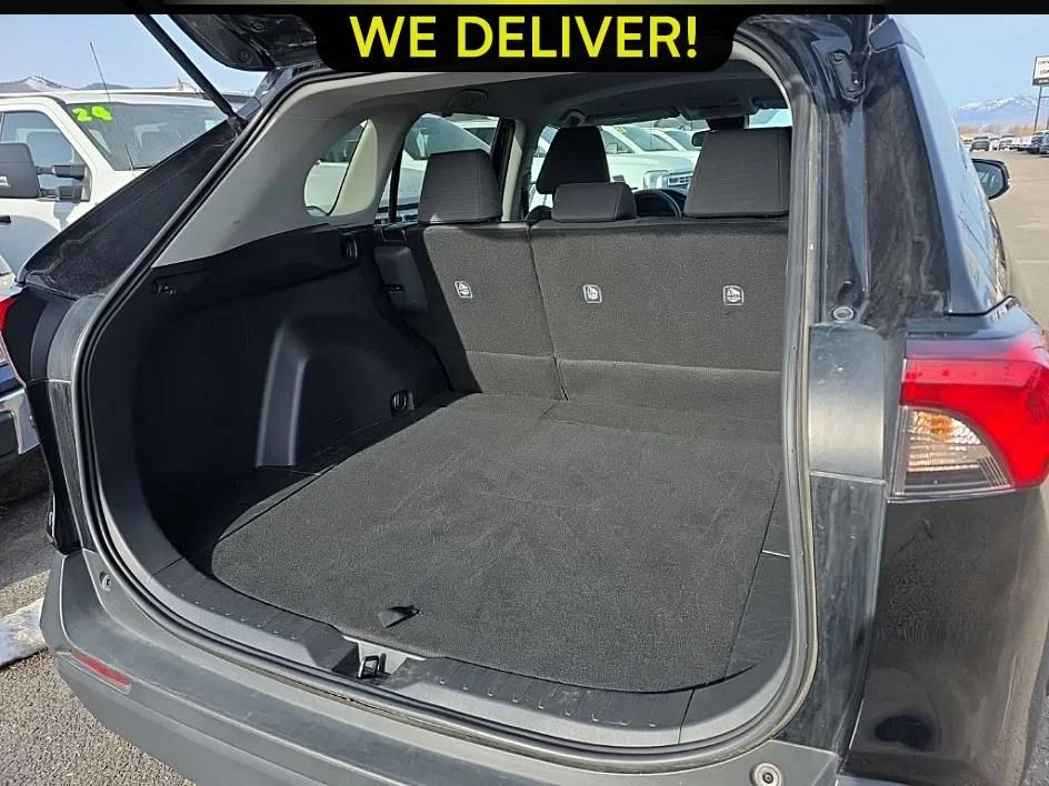 Used 2025 Black Toyota XLE image 5