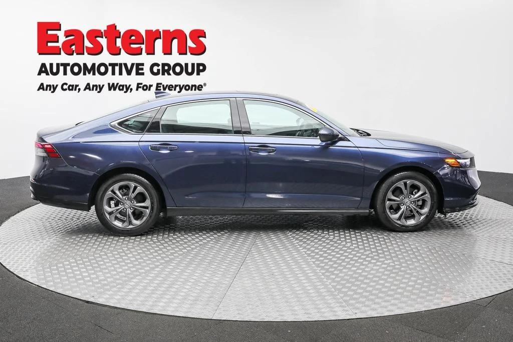 Used 2024 Blue Honda EX image 4