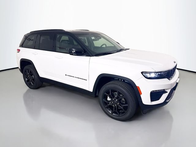 New 2025 Jeep Grand Cherokee Limited Sport Utility in Bloomington