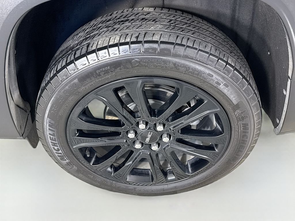 Used 2023 Black GMC SLT image 30