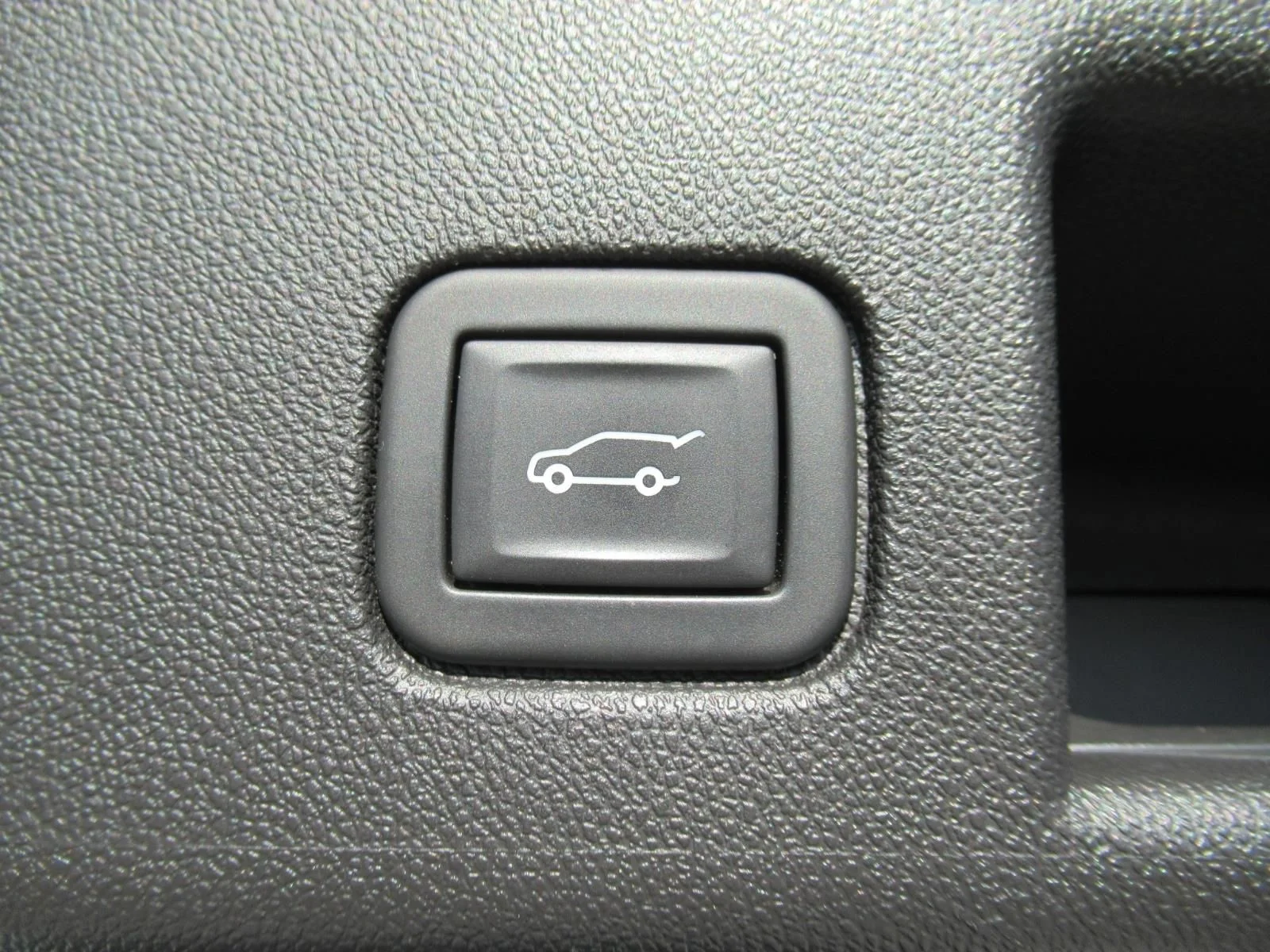 Used 2023 Beige Chevrolet RS image 36