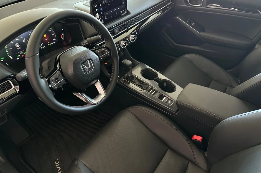 New 2026 Meteorite Gray Metallic Honda Sport Touring image 7