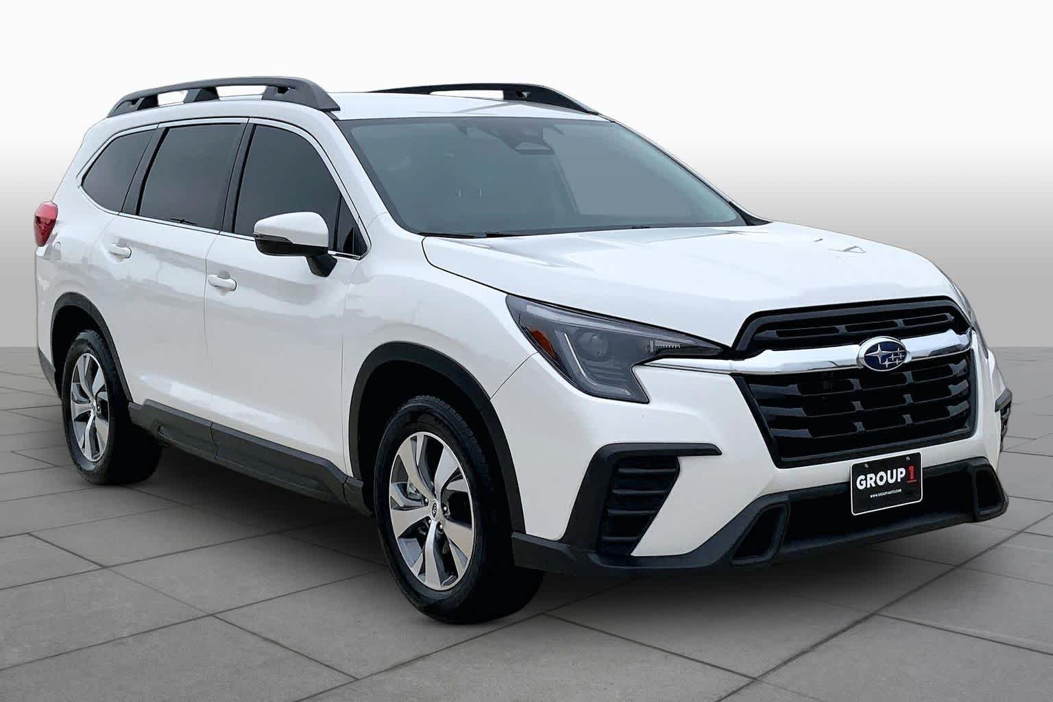 Used 2023 Crystal White Pearl Subaru Premium image 3
