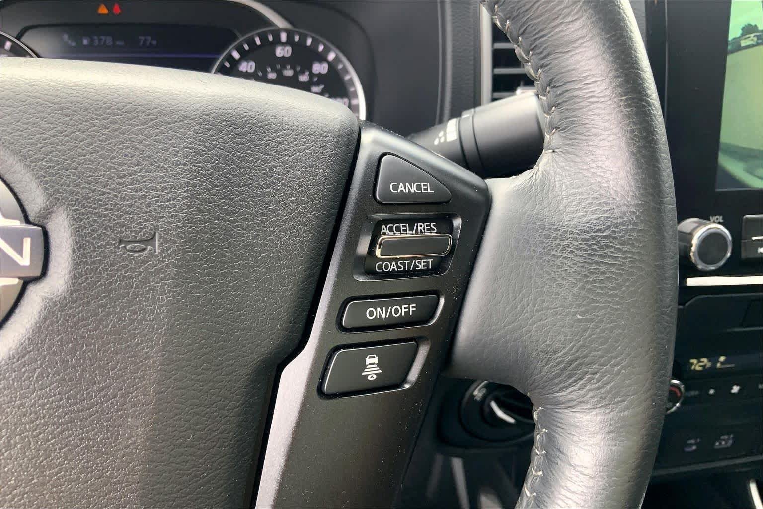 Used 2022 Glacier White Nissan SV image 24